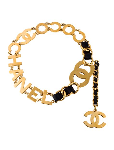 chanel accessory.